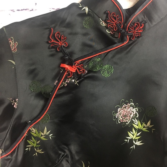 1950s Vintage Silk Cheongsam Qipao from Hong Kong - Picture 7 of 8